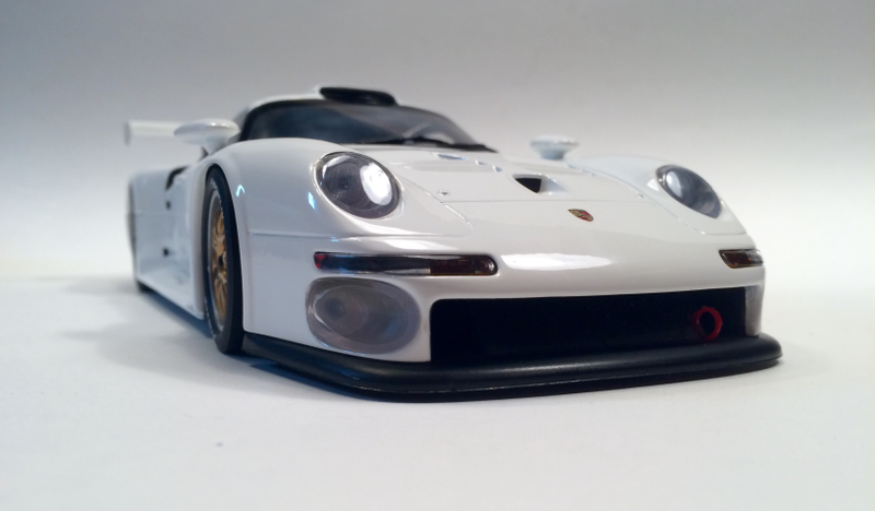 Illustration for article titled Quick Look: UT Models Porsche 911 GT1 (993)
